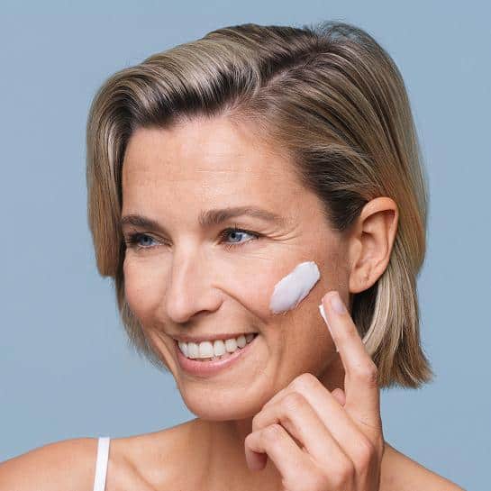 ageLOC Tru Face Uplifting Rich Cream (UK) 4